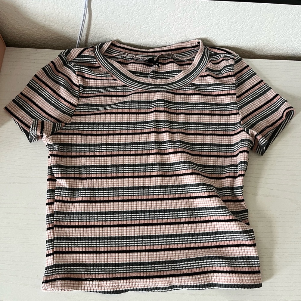Striped Crop Top SHEIN- Pink and Black